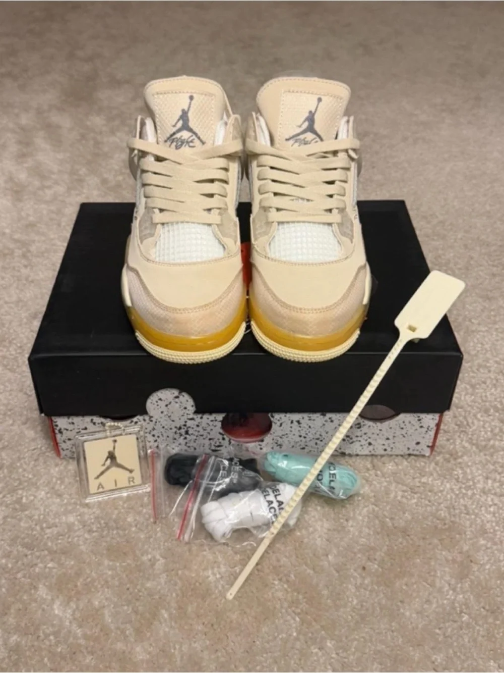 Jordan Men’s Sneakers in Beige and Yellow Gum